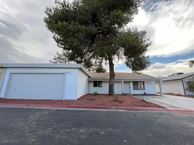 MLS: 2451951 Condo For Sale