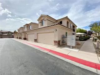 Photo #1: 2451955 Listing 