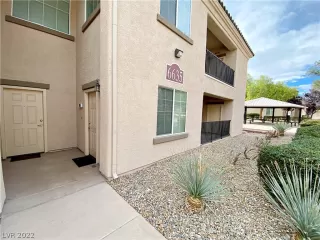 Photo #2: 2451955 Listing 