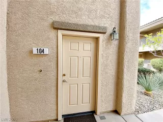 Photo #3: 2451955 Listing 