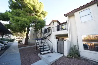 Photo #1: 2451959 Listing 