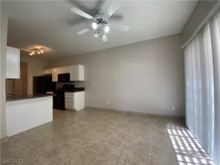 Photo #1: 2451986 Listing 