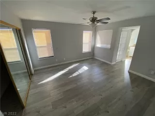 Photo #4: 2452004 Listing 