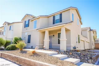 Photo #2: 2452049 Listing