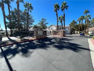 Photo #1: 2452056 Listing 