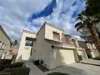 Photo #2: 2452071 Listing 