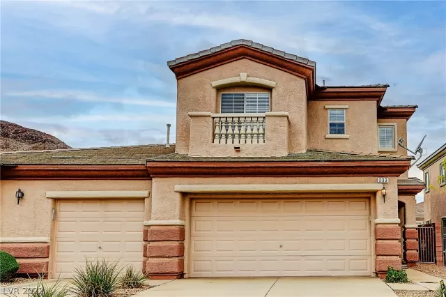 MLS: 2452087 Condo For Sale