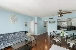 Photo #3: 2452125 Listing 