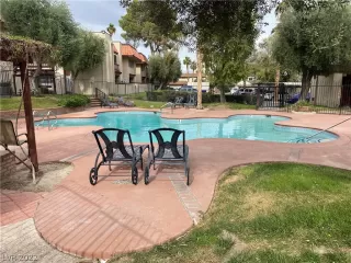 Photo #1: 2452158 Listing 