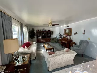 Photo #2: 2452159 Listing