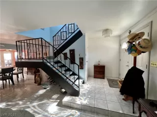 Photo #4: 2452159 Listing