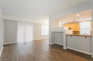 Photo #6: 2452187 Listing 