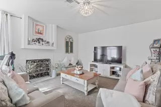 Photo #6: 2452188 Listing 