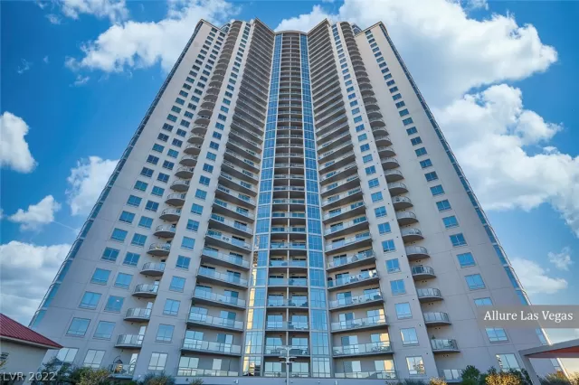 MLS: 2452196 Condo For Sale