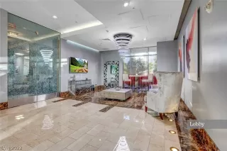 Photo #2: 2452196 Listing 