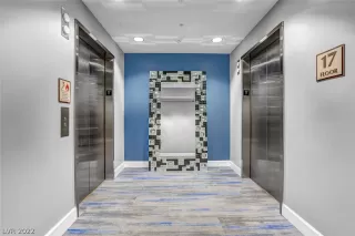 Photo #3: 2452196 Listing 