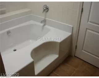 Photo #1: 2452226 Listing