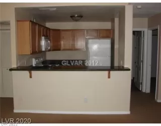Photo #6: 2452226 Listing