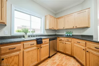 Photo #6: 2452265 Listing 