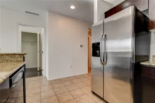 Photo #4: 2452305 Listing 