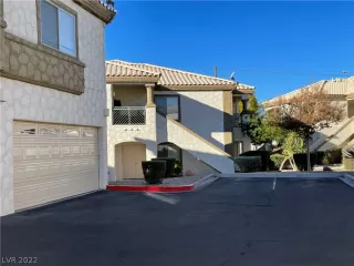 Photo #1: 2452315 Listing