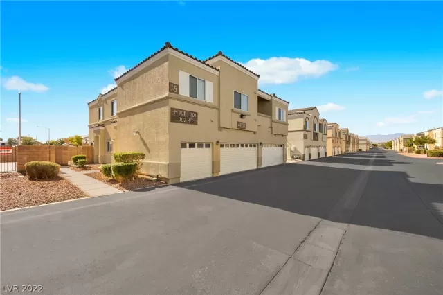 MLS: 2452316 Condo For Sale