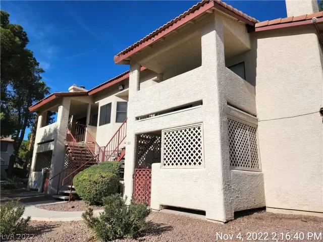 MLS: 2452334 Condo For Sale