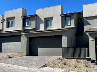 Photo #1: 2452335 Listing 