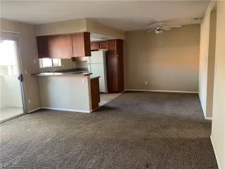 Photo #1: 2452368 Listing