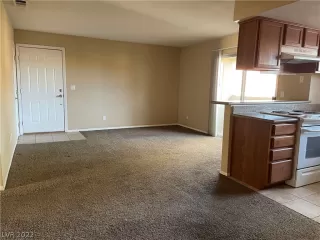 Photo #2: 2452368 Listing