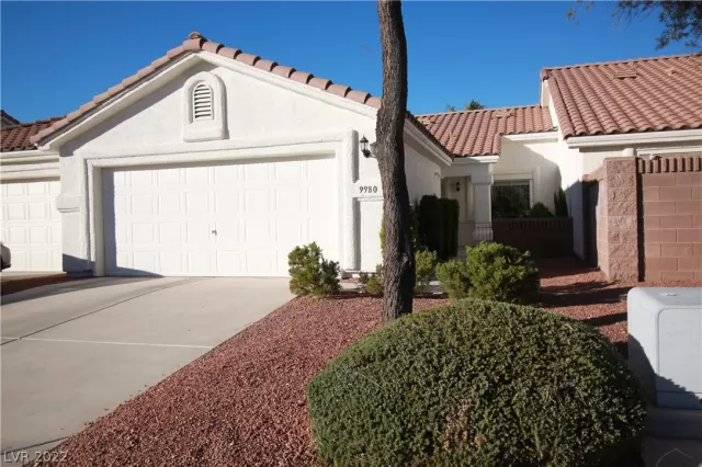 MLS: 2452460 Condo For Sale