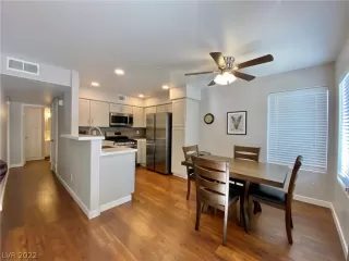 Photo #2: 2452461 Listing