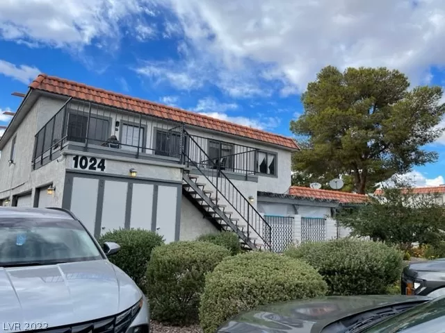 MLS: 2452466 Condo For Sale