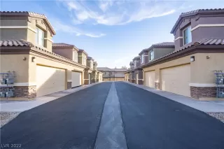 Photo #1: 2452467 Listing