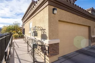 Photo #3: 2452467 Listing