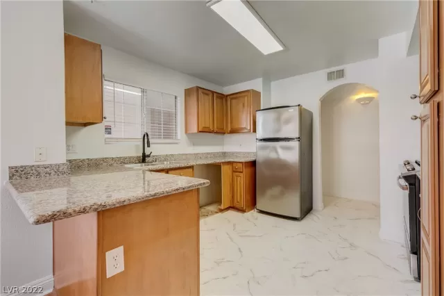 MLS: 2452470 Condo For Sale