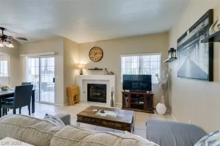 Photo #4: 2452505 Listing 