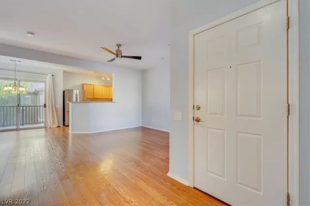 MLS: 2452508 Condo For Sale