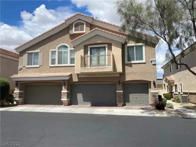 MLS: 2452563 Condo For Sale