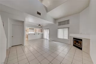 Photo #3: 2452570 Listing 