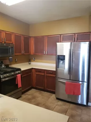 Photo #2: 2452583 Listing 