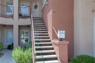 Photo #1: 2452599 Listing 