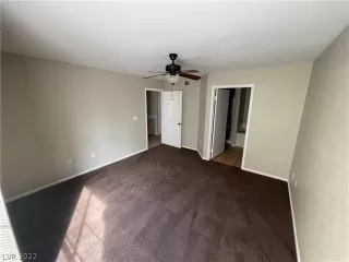 Photo #5: 2452603 Listing 