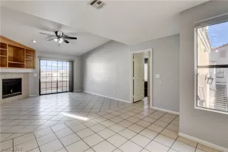 Photo #4: 2452620 Listing 