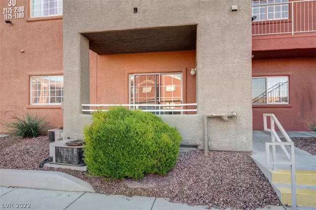 MLS: 2452651 Condo For Sale