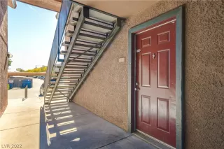 Photo #3: 2452722 Listing 