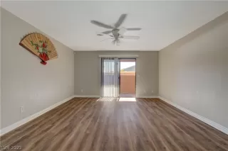 Photo #5: 2452722 Listing 