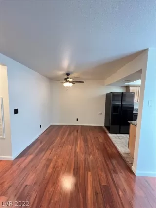 Photo #6: 2452771 Listing