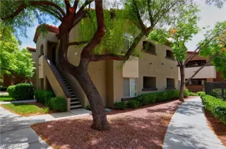 Photo #1: 2452816 Listing