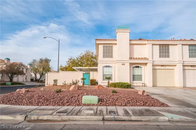 MLS: 2452839 Condo For Sale